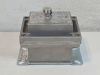 5550-323-240-cong-tac-rung-metrix-vibration-switch-metrix-dai-ly-metrix-metrix-vietnam.png